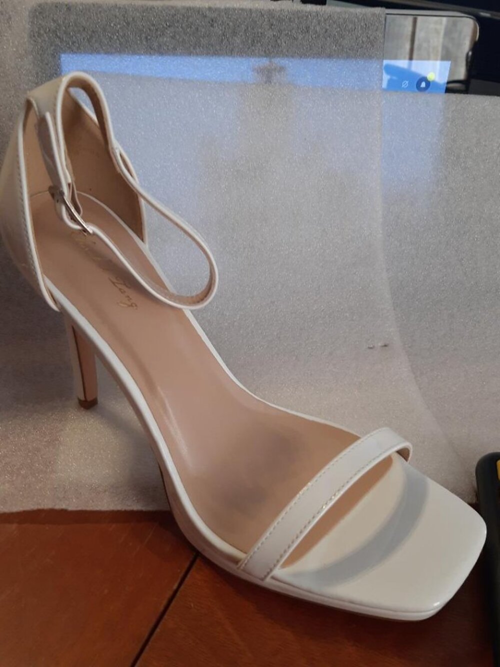 NEW ! Elisabet Tang Women Stilettos Heel Sandals Open Square Toe PU White Size 9